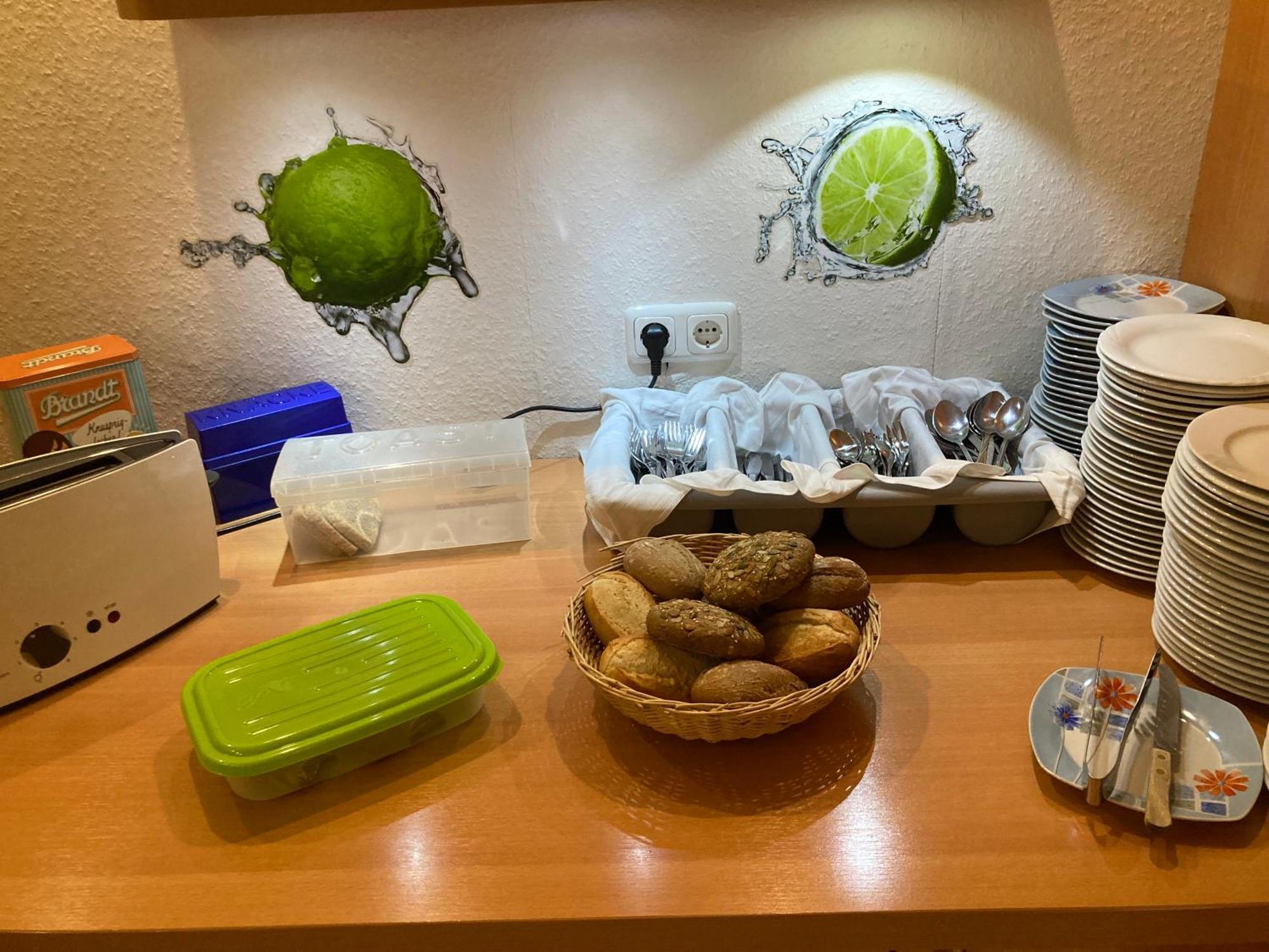 Hotel Am Klieversberg Wolfsburg Ngoại thất bức ảnh