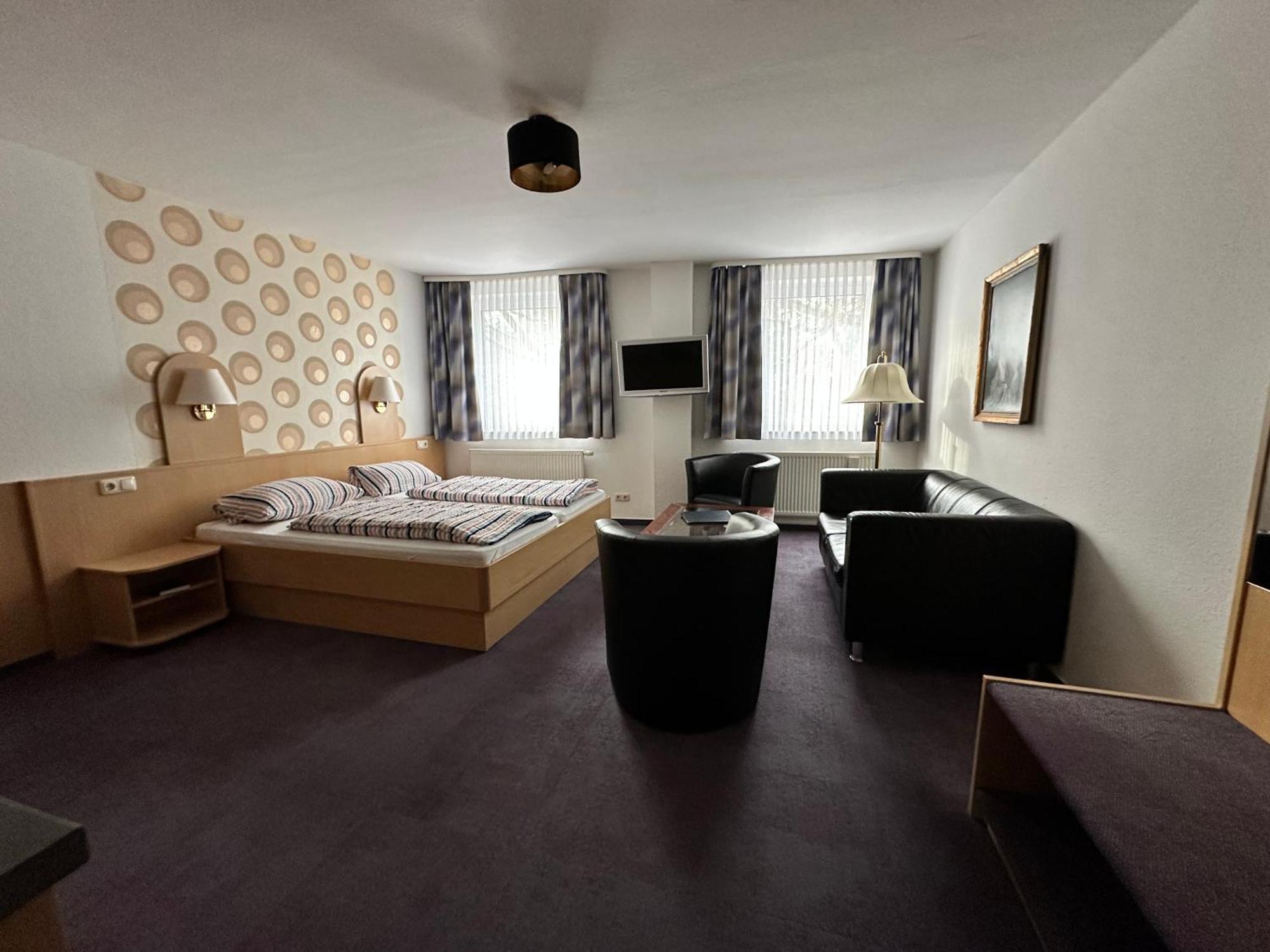 Hotel Am Klieversberg Wolfsburg Ngoại thất bức ảnh